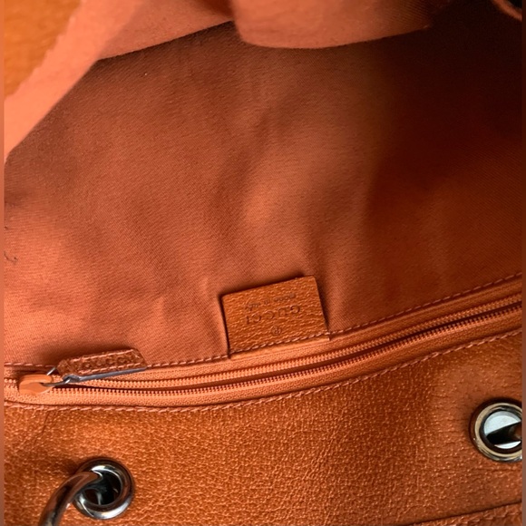 Gucci GG Canvas Eclipse Brown Shoulder Bag with silver hardware. - Picture 14 of 16